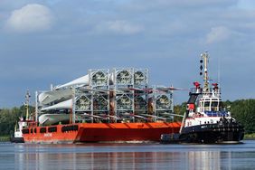 Transport of Rotor Blades to Cuxhaven: NOK1